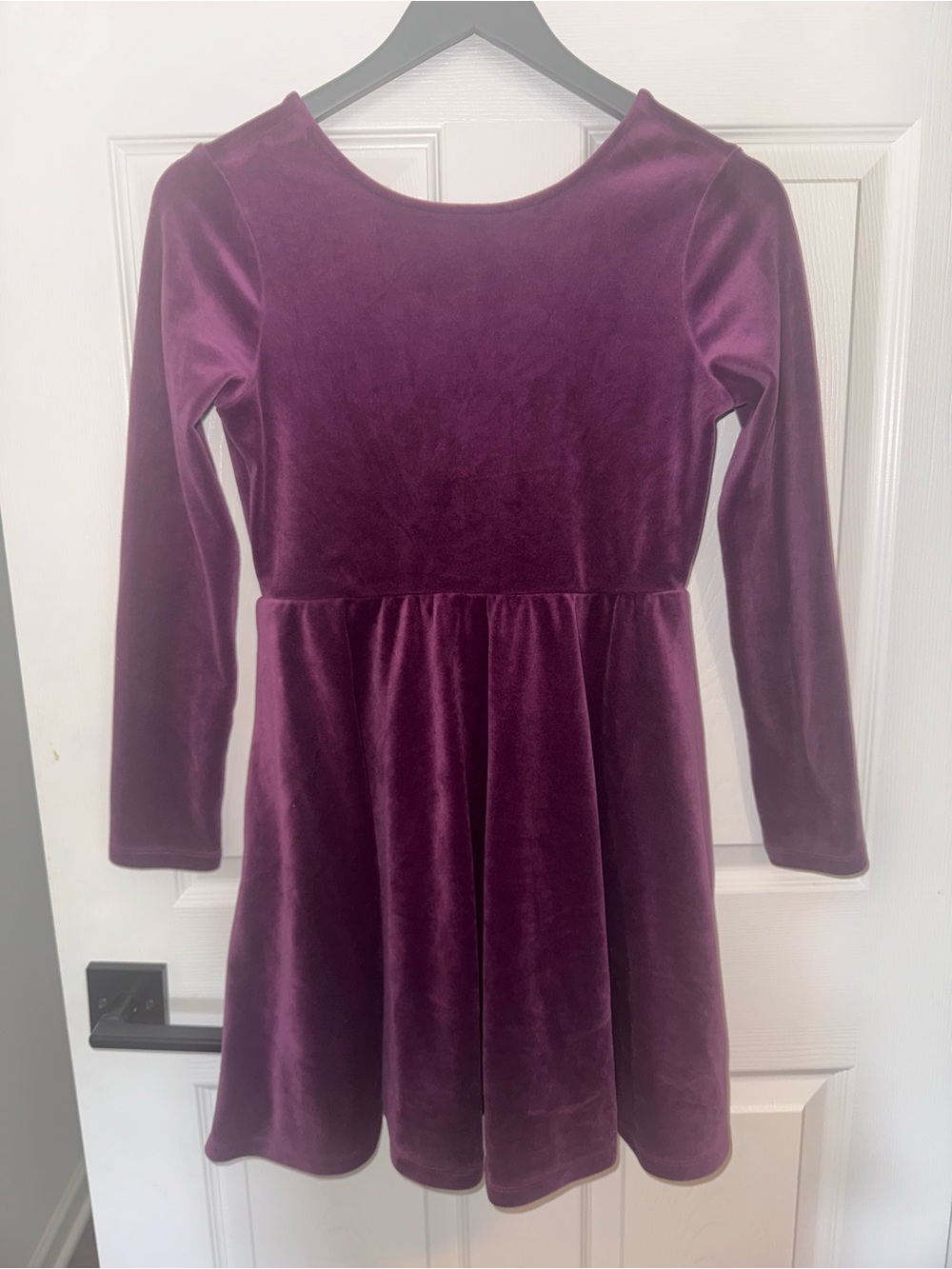 Tea Velvet Long-Sleeve Skater Fit and Flare Dress in Deep Plum Size 16